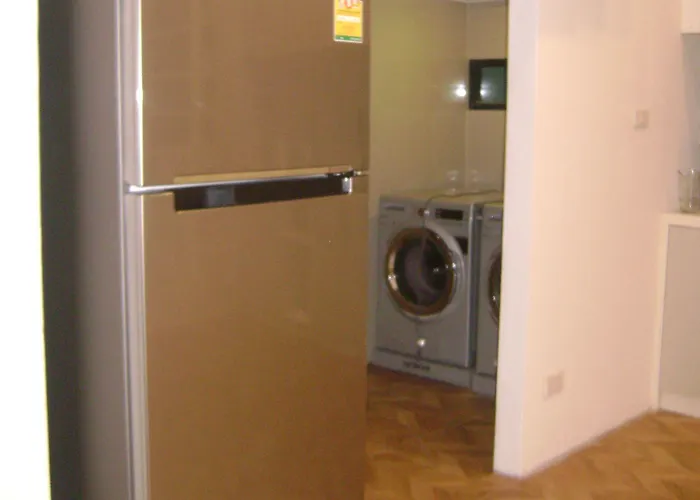 Hostal Rezt Bangkok