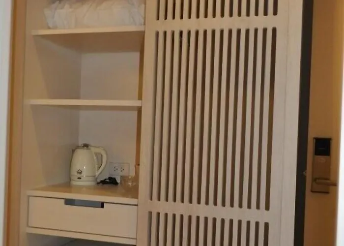 Hostal Rezt Bangkok
