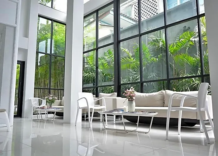 Hostal Rezt Bangkok