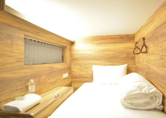 Hostal Rezt *