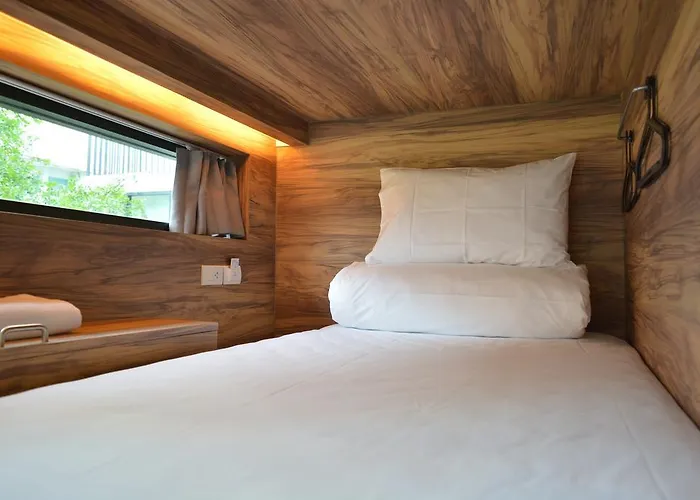 Hostal Rezt Bangkok